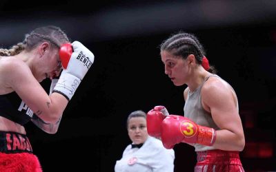 ALKÜ’lü öğrenci dünya şampiyonunu yendi, altın kemerin sahibi oldu

