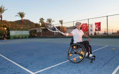 Alanya’da tenis ile yeni başlangıçlar projesi tanıtıldı
