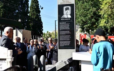 Topçu Yüzbaşı Mustafa Ertuğrul Aker, anıt mezarında anıldı
