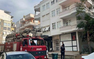 Kapıyı arkadan kilitleyip TV izlemeye dalan çocuk itfaiyeyi alarma geçirdi
