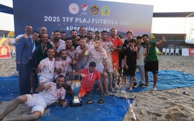Plaj Futbolu Türkiye şampiyonu Alanya Belediyespor

