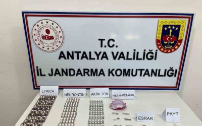 Antalya’da sentetik hap ve esrar ele geçirildi
