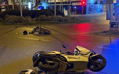 Gazipaşa’da motosiklet ve elektrikli motosiklet çarpıştı: 4 yaralı
