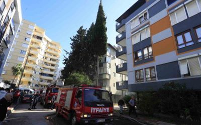 Antalya’da teras katta çıkan yangın paniğe neden oldu
