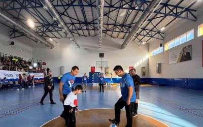 3 Aralık Dünya Farkındalık Günü Gazipaşa’da özel öğrencilerin katılımıyla kutlandı
