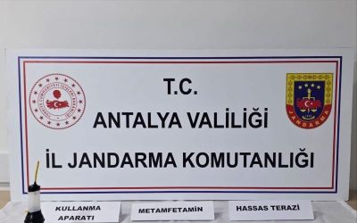Elmalı’da jandarmadan uyuşturucu baskını
