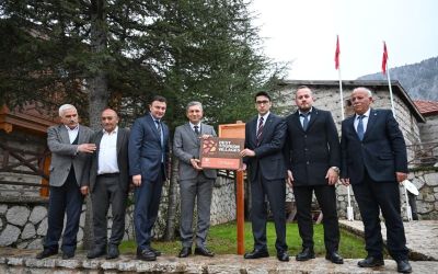 En iyi turizm köyüne gurur tabelası
