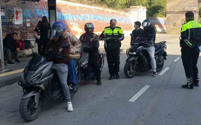 Manavgat’ta motosikletlilerin kask ve eldiven kullanım oranı yüzde 90

