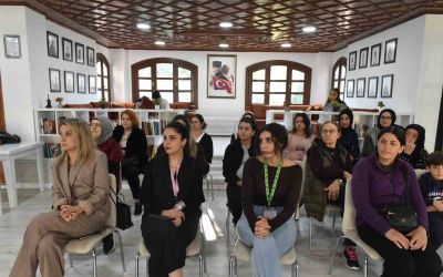 Zübeyde Hanım Kadın Eğitim ve Sosyal Tesisi’nde kadın sağlığı konuşuldu
