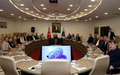 Akdeniz Üniversitesi’nden muhtarlara eğitim
