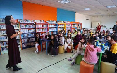 Doğan Hızlan Kütüphanesi’nde imza etkinliği
