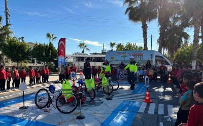Jandarma’dan öğrencilere trafik eğitimi

