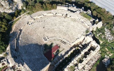 Alüvyonlarla örtülü Anadolu’nun Pompei’si Myra’da kazılar özel mülkiyet sınırlarında ilerliyor
