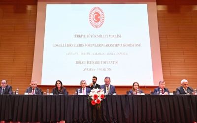 Engelli bireylerin yaşadığı problemler ve çözüm önerileri masaya yatırıldı
