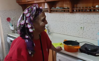 Yaşlı kadının ocakta unuttuğu makarna itfaiyeyi alarma geçirdi
