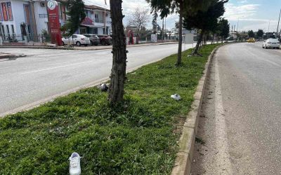 Antalya’da iki öğrenci karne almak için okula giderken kaza yaptı: 1 ölü, 1 yaralı
