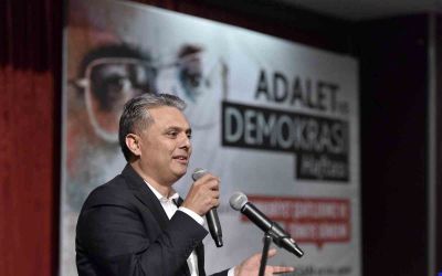 Muratpaşa’da aydınlığa adanmış bir panel
