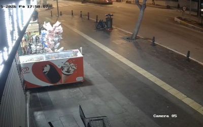 Manavgat’ta motosikletin çarptığı yaya ağır yaralandı
