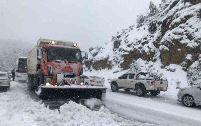 Antalya’da kar yağışı başladı, Alacabel beyaza büründü
