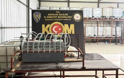 Antalya’da son 1 haftada suç işleme amacıyla örgüt kurma ve kaçakçılık suçlarından 14 kişi tutuklandı
