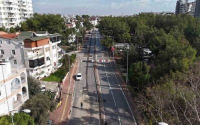 Yağış sonrası bozulan yollar onarılıyor
