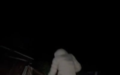 Hortumun savurduğu konteynerdeki yaralı adamın bulunduğu anların görüntüsü çıktı
