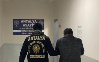 Antalya’da 2 milyon liralık boya malzemesi vurgunu
