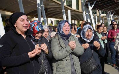 Görev yaptığı adliyede ölü bulunan güvenlik görevlisi gözyaşlarıyla uğurlandı
