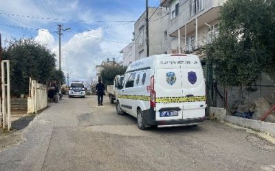 Antalya’da doğal gaz kombisinden sızan karbonmonoksit gazından anne ve oğlu zehirlendi
