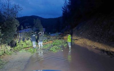 Antalya Gündoğmuş’ta dereler taştı, piknik alanları su altında kaldı
