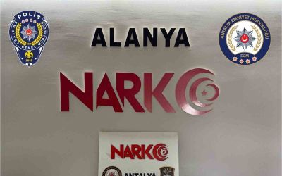 Antalya’da eş zamanlı uyuşturucu operasyonu
