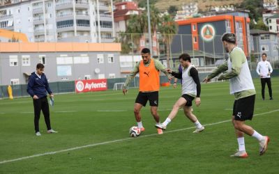 Alanyaspor, Başakşehir maçı hazırlıklarına başladı
