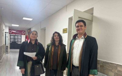 Oyuncu Metin Akpınar’ın biyolojik kızı tazminat davasını kazandı
