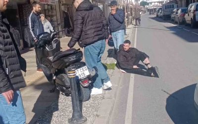 Antalya’da 100 metre arayla motosikletlileri yola savuran iki kaza: 1 yaralı
