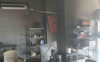 Manavgat’ta işyeri yangını ucuz atlatıldı
