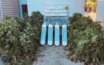 Antalya’da 23,9 kilo uyuşturucu madde ele geçirildi
