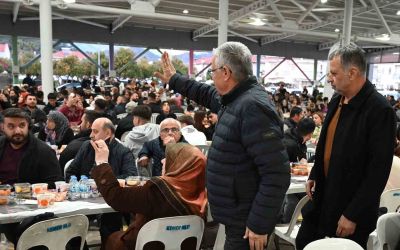 Kemer’de iftar sofrası Çamyuva’da kuruldu
