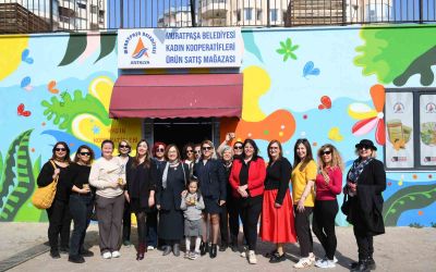 Kadın kooperatiflerinden bal mumu atölyesi
