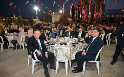 Kepez’den Kadir Gecesi’nde 5 bin kişilik birlik sofrası
