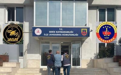 Antalya’da 2 kişiyi kasten öldürmeden 10 yıldır aranıyordu, JASAT operasyonuyla yakalandı

