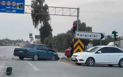 Tofaş’ın kırmızı ışık ihlaliyle gelen kaza kamerada

