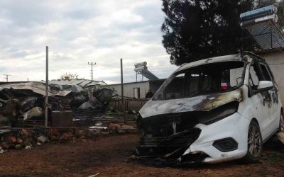 Antalya’da yangın faciası sera işçisi anne ve 5 çocuğu hayatını kaybetti
