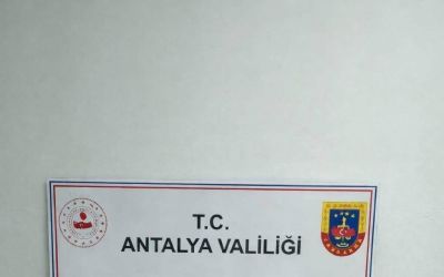 Antalya’da 160 litre etil alkol, tabanca ve pompalı tüfek ele geçirildi
