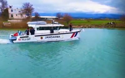 Manavgat’ta jandarmadan deniz ve ırmakta bayram mesaisi
