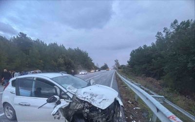 Manavgat’ta zincirleme kaza: 2 yaralı
