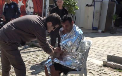 Antalya’da denize açıldığı kano devrildi, suda 3 saat kurtarılmayı beklerken imdadına deniz polisi yetişti
