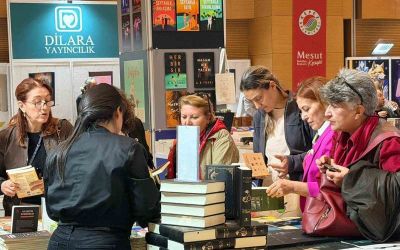 Kepez Kitap Fuarı kapılarını açtı: Edebiyat dolu 10 gün başladı
