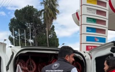 Serik’te 176 kilogram tarihi geçmiş sucuk ele geçirildi
