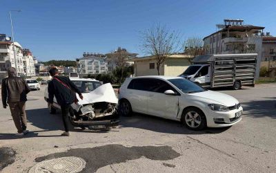 Trafik kazası ucuz atlatıldı, ehliyetini yenilemeyen sürücüye ceza yağdı
