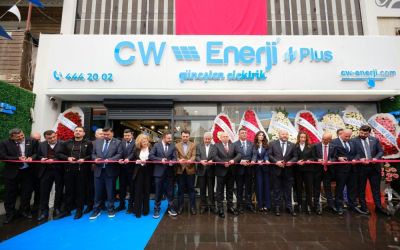 CW Enerji kendi enerjisini üreten Akıllı İzmir Plus bayisini hizmete açtı

